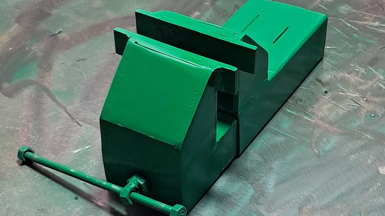 Simple Vise // HOME MADE SIMPLE BENCH VISE// FEW PEOPLE KNOW HOW TO MAKE VISE FROM ...