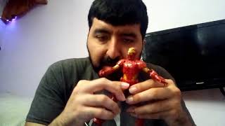 Marvel Legends Iron Man Retro Iron Man Model 20 Action Figure Unboxing & Review!