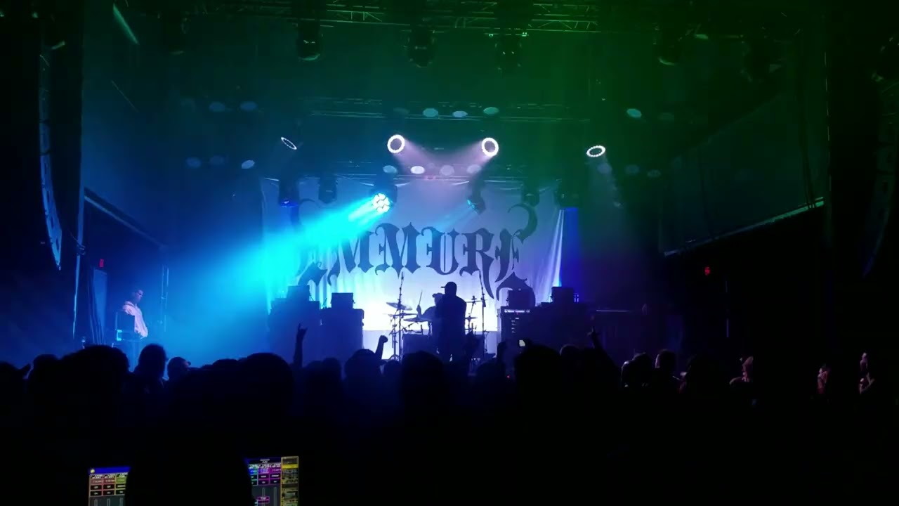 Emmure - R2DEEPTHROAT