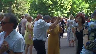 Танцы в Центральном парке Кишинева (17.06.2023, 3 эпизода) Эпизод 3
