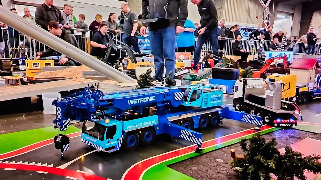 Modelbouwshow Zeelandhallen Goes 2026 @ RC MVW Asfalt Rockers/ St MBG Devel Amazing RC Trucks 5