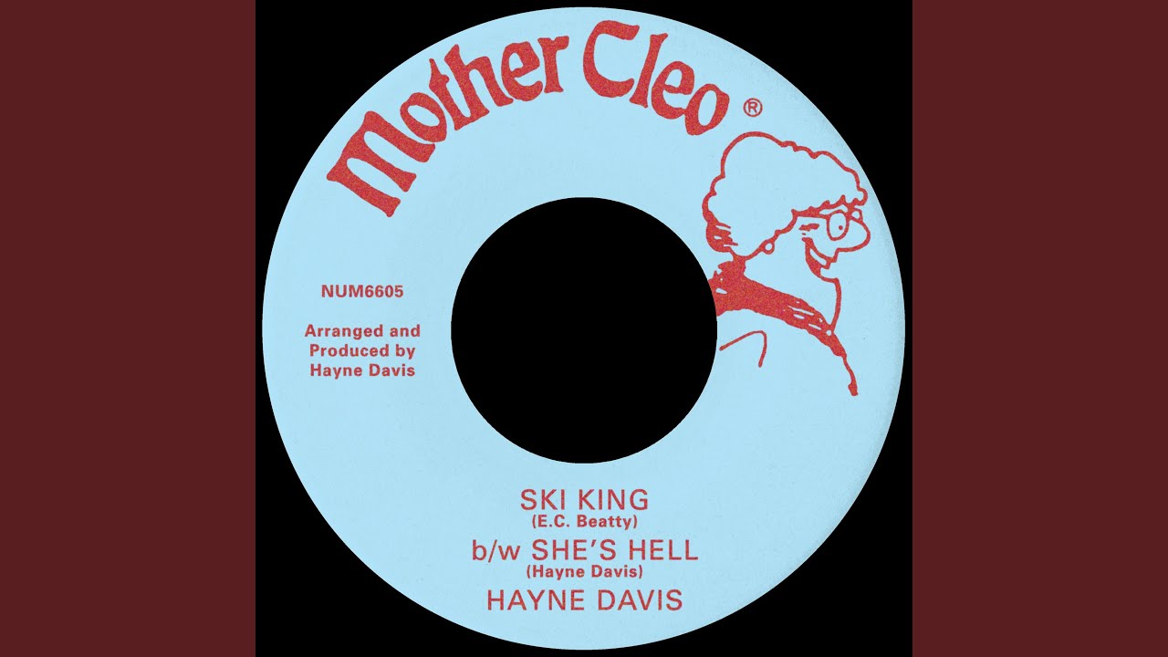 She's Hell adlı videoyu YouTube'da izle She's Hell adlı videoyu YouTube'da izle