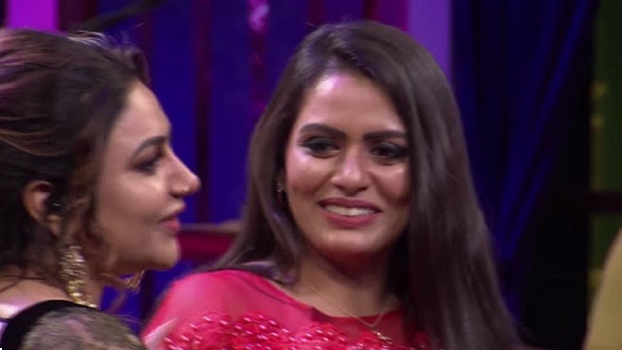 Activist ആണോ ?🤣 