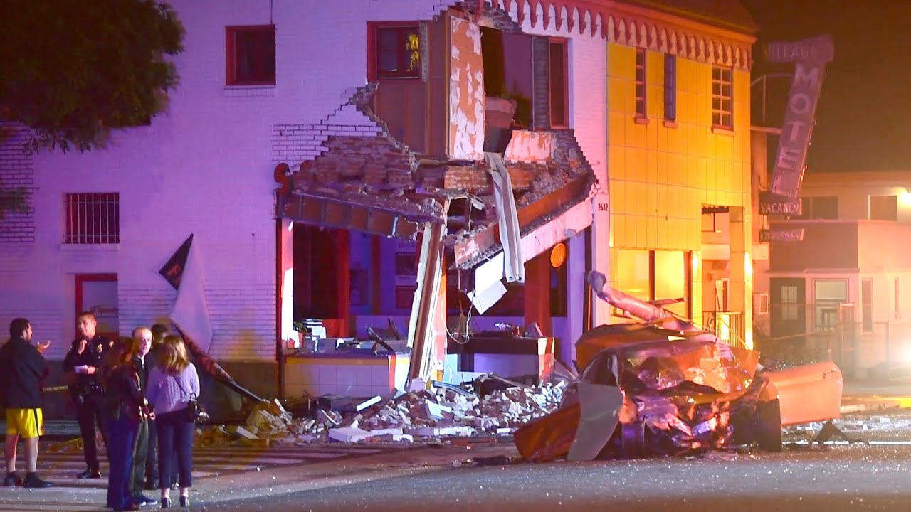 Building Destroyed in Horrible High Speed Car Crash - Santa Monica