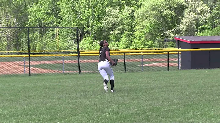 Taylor Warrick Class of 2015 - Softball Skills video