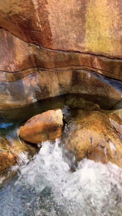 Panas panas gini enaknya tu memang berendem kayak gini #shorts #swimming #waterfall