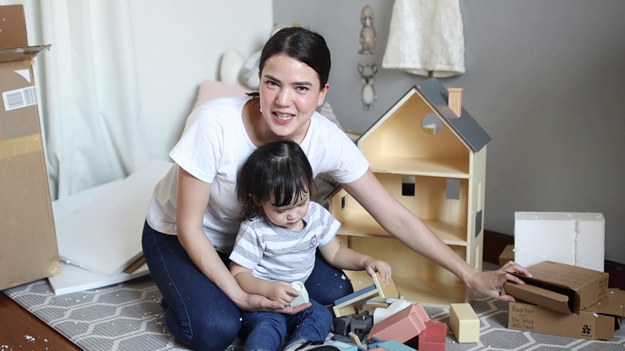 Kids Play Unboxing Doll House With Alita | Alice Norin