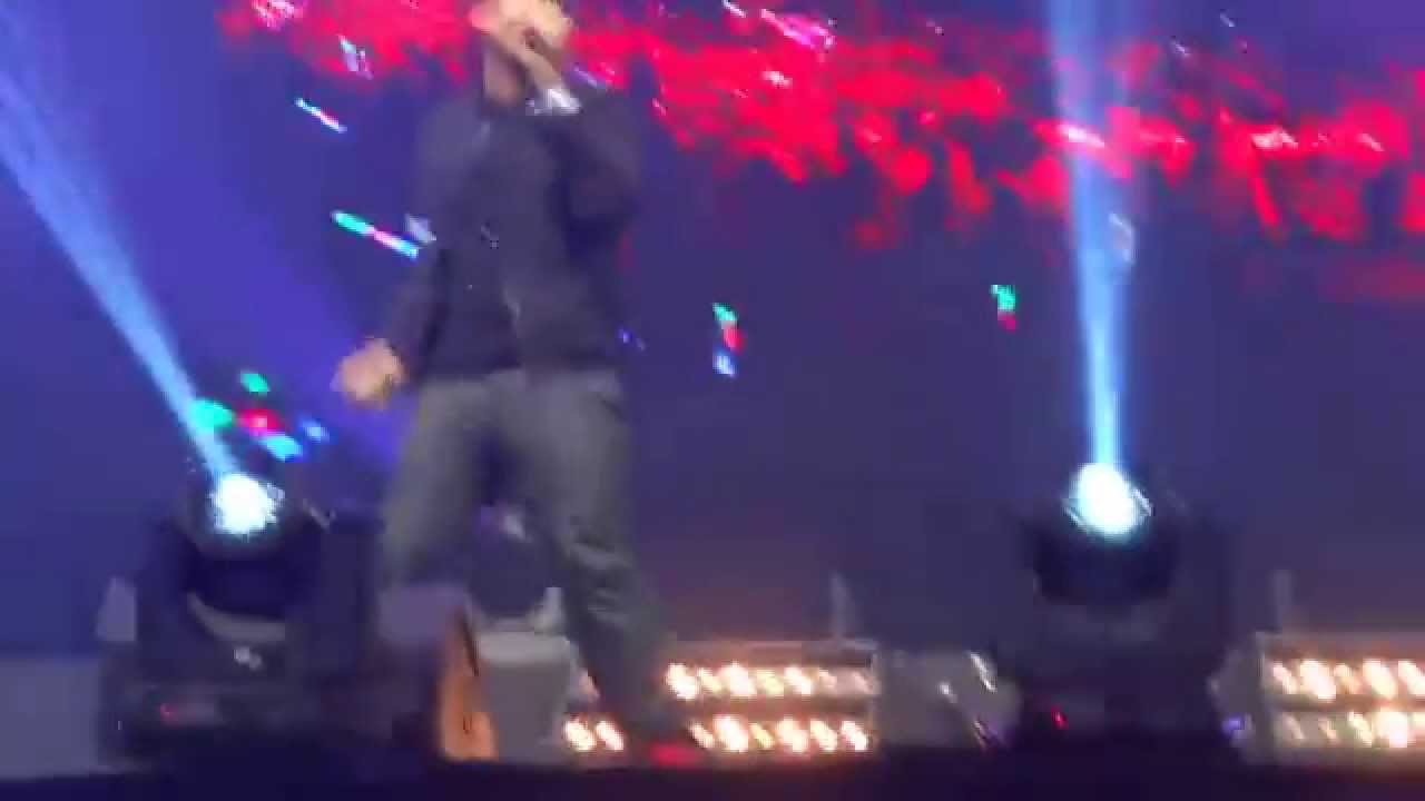 3T sings a Jackson Medley at the Qmusic foute party