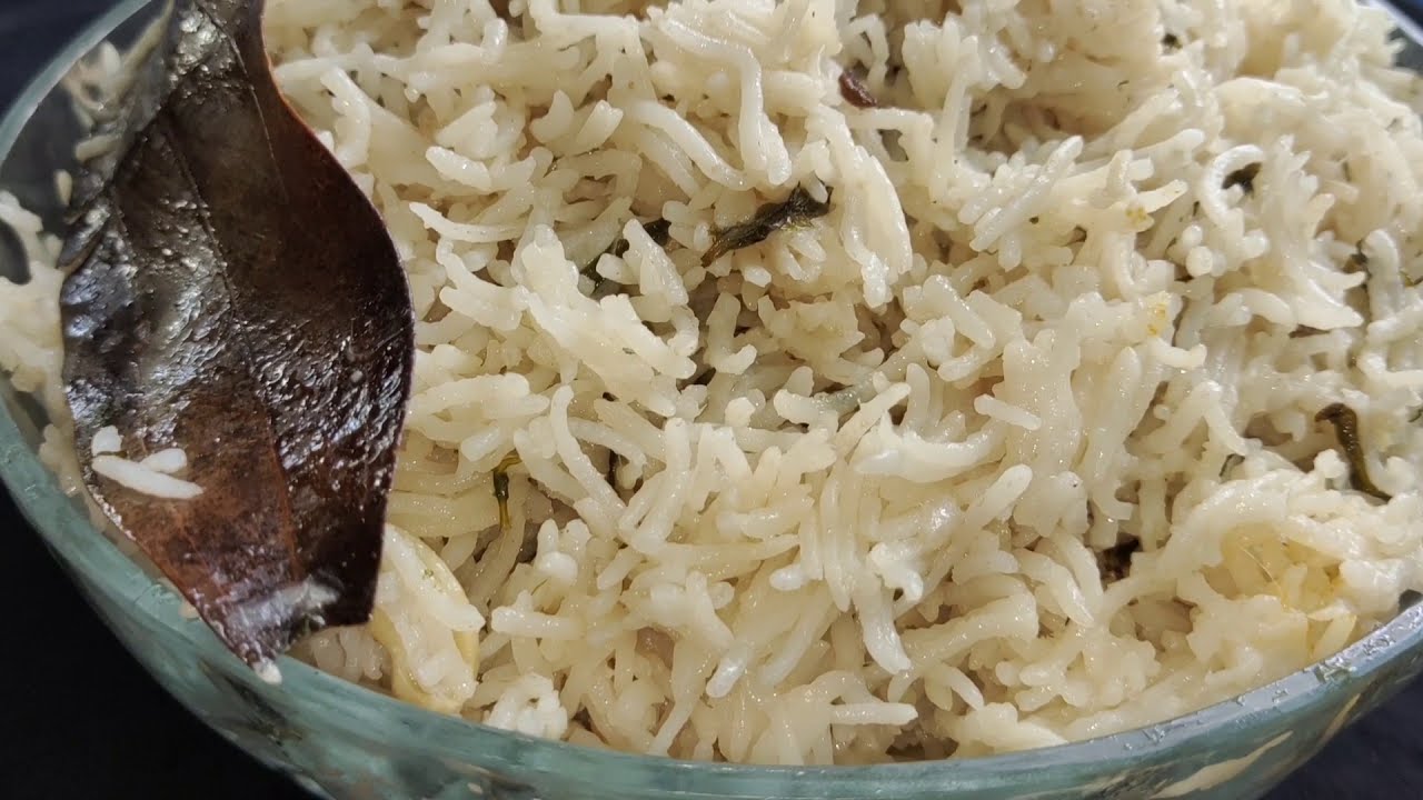 Thengai paal sadham in Tamil/Coconut Milk Rice Recipe/தேங்காய் பால்