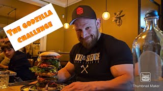 Foodchallenge: Trying to break Godzilla burger challenge record!