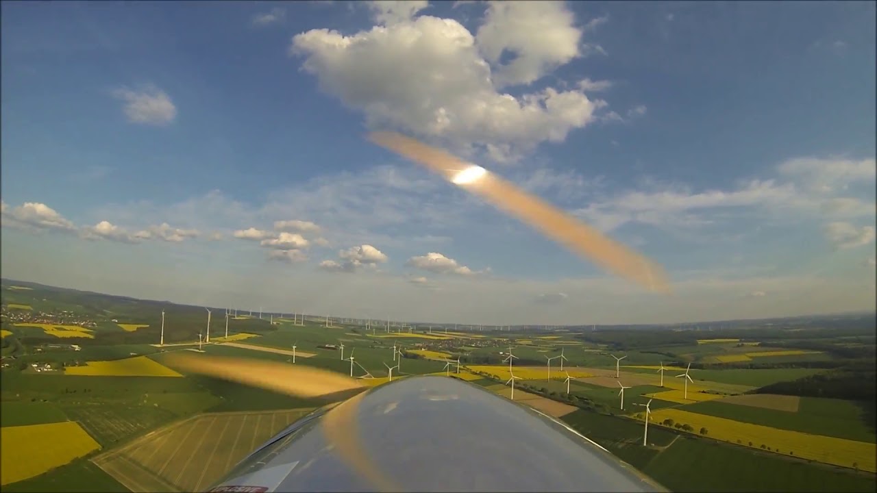 Platzrunde Haxterberg RWY 06 EDLR - YouTube