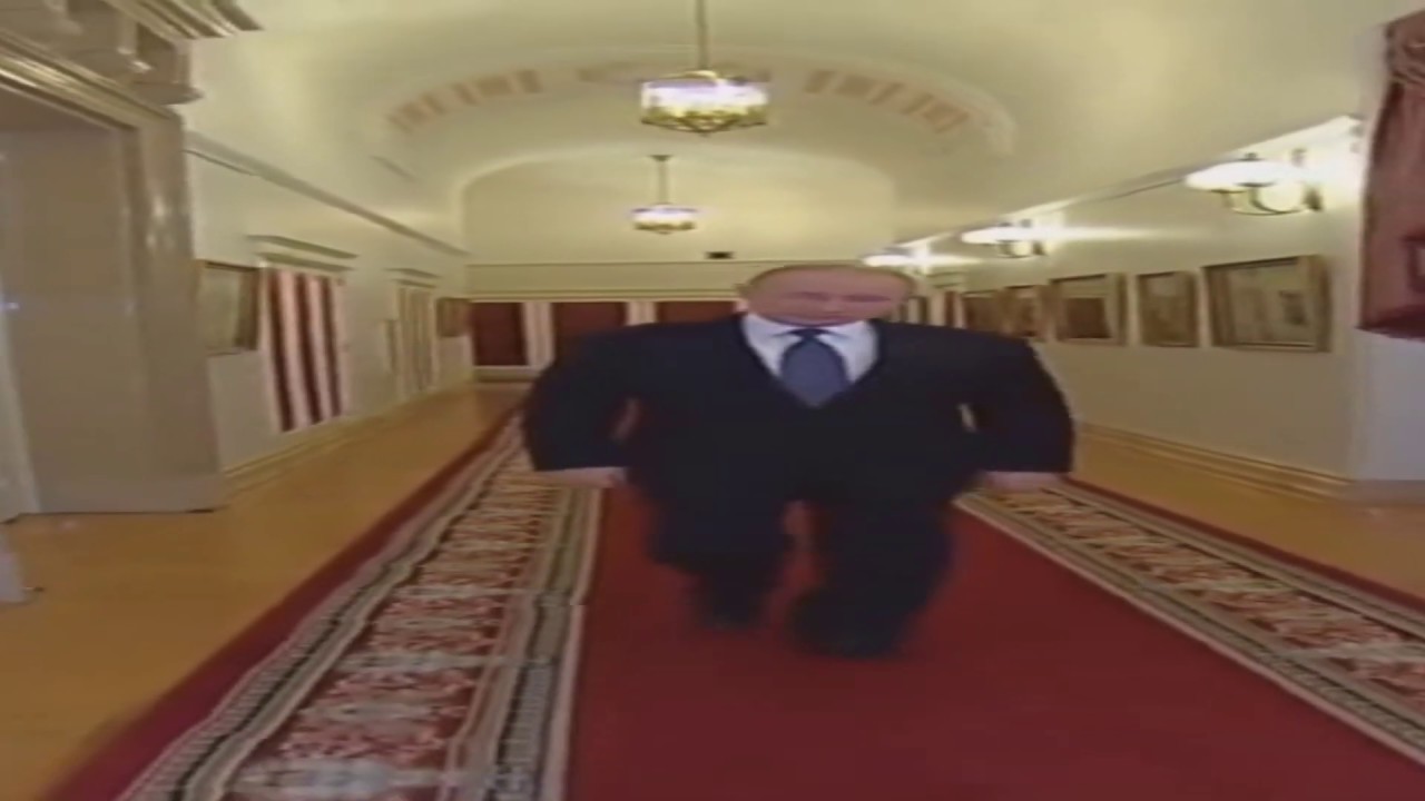 Широкий Путин идет по коридору под смешную музыку - YouTube