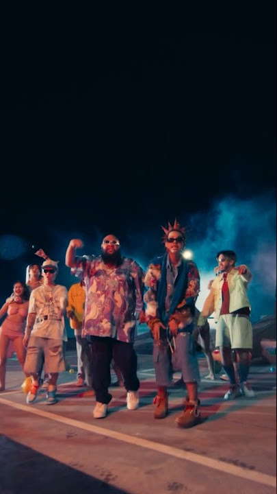 ASIA WE CONNECT 🙌🏻 LET’S MAKE THIS SUMMER HOTTER THAN EVER #GUMMYYUMMY