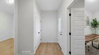 46 Waterford Mews Chestermere, AB T1X 3B6