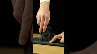 Topology optimised shelf bracket