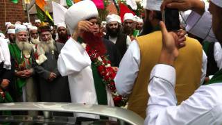 Download lagu Hazrat Khawaja Arshad Mehmood - 26/06/2011 (LEEDS ANNUAL MEHFIL)