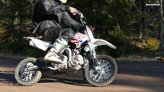 YCF F150E Pilot - Raw 4 Stroke Action