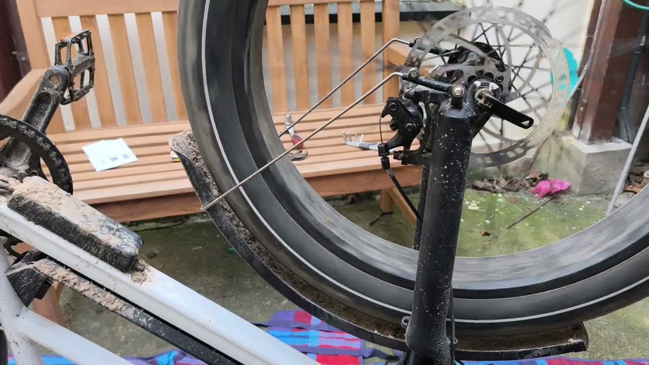 Bremsbeläge am E Bike wechseln 🚲 + Ausbau Hinterrad am E Bike mit Heckmotor