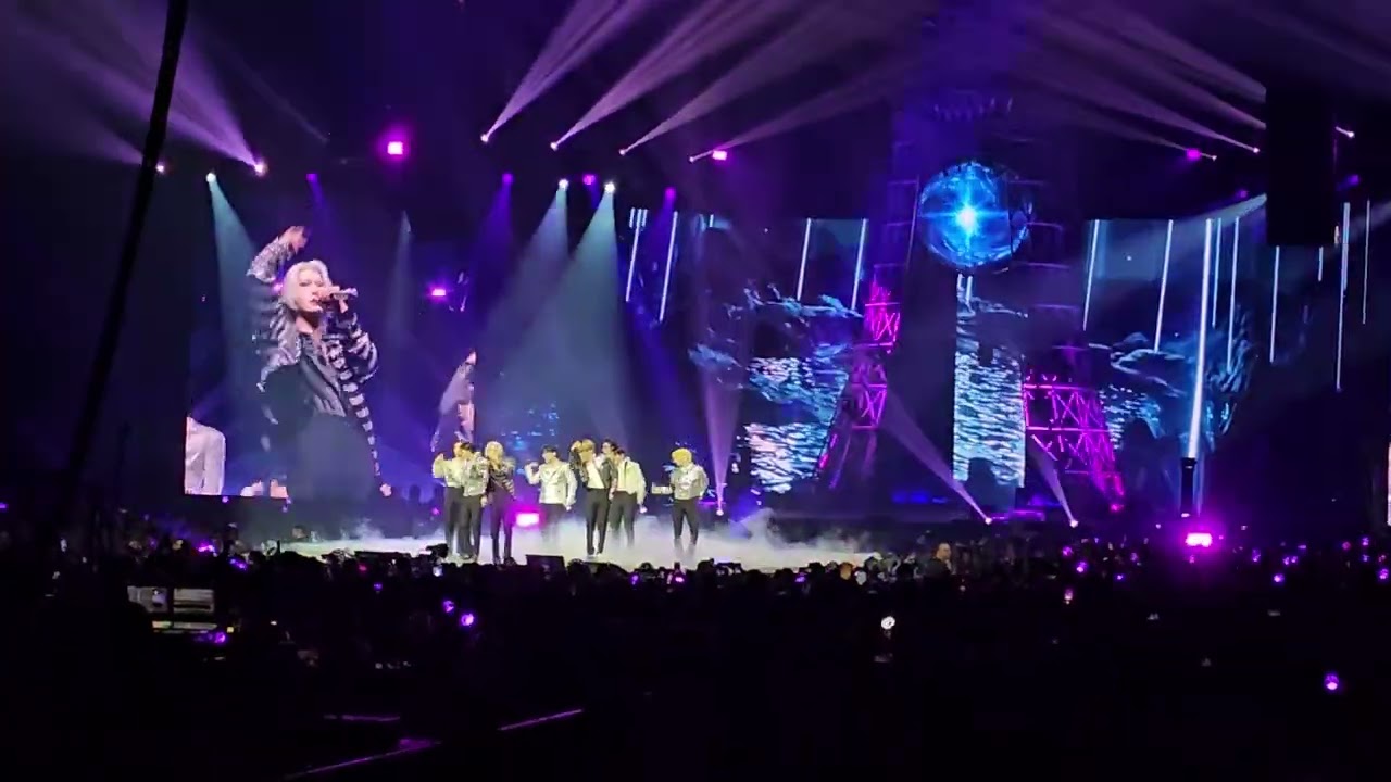 Ateez - Silver Light Fancam in Zurich 250123