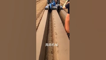 Strawberry Ditching and ridging machine