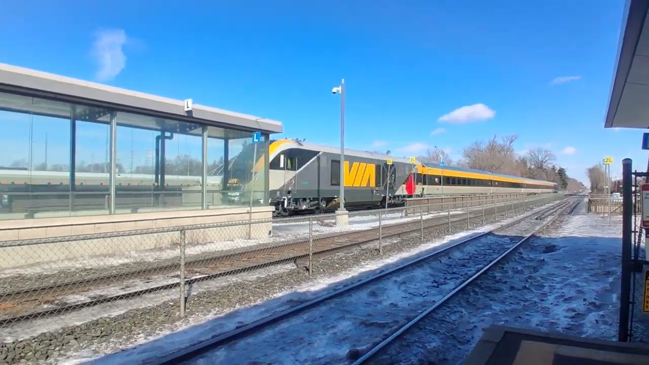 Via rail flying through Clarkson #viarail 