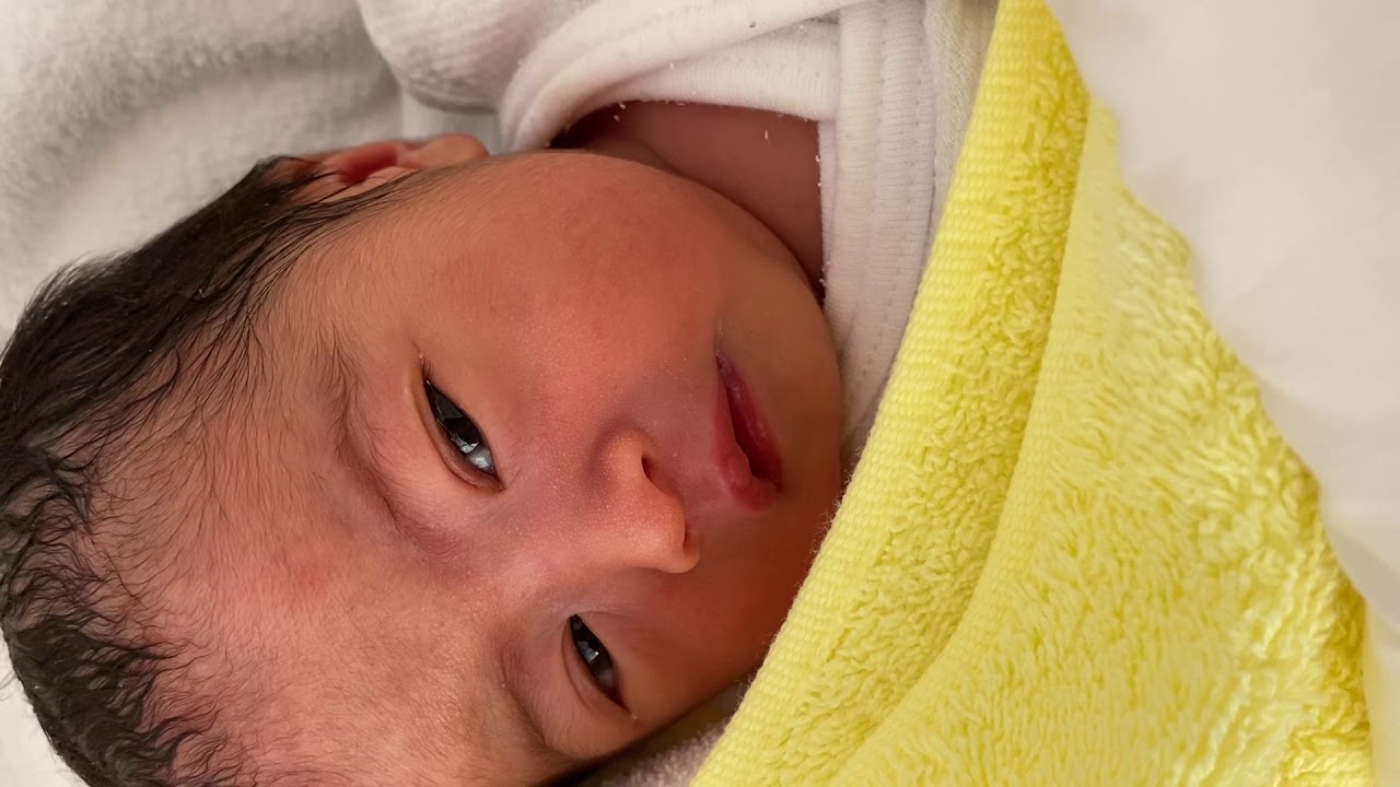 生後1日目赤ちゃん Youtube