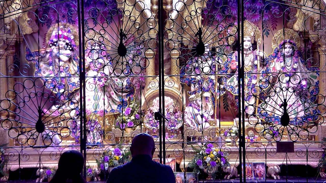 Bhaktivedanta Manor | Darshan