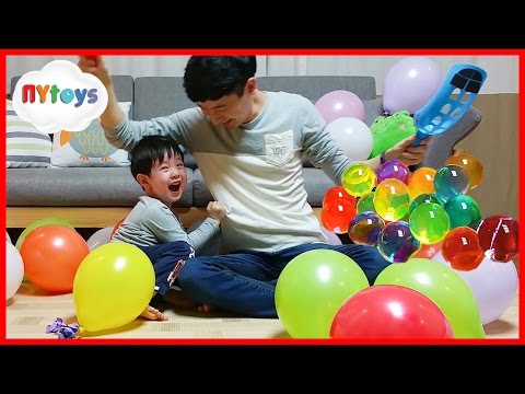 뉴욕이의 풍선 터트리기 모음 영상 개구리알 챌린지 장난감 놀이 뉴욕이랑 놀자 NY Toys