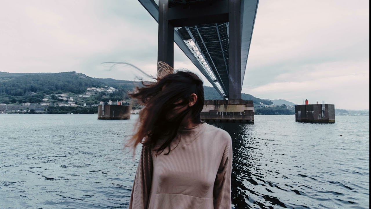 Sleduj Moxura & Lumeny - Shadow na YouTube Sleduj Moxura & Lumeny - Shadow na YouTube