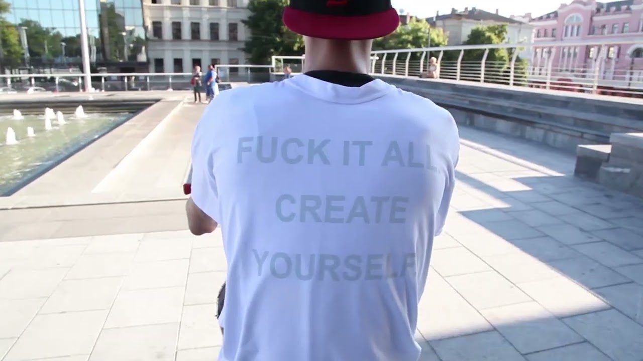 Реклама футболки - YouTube