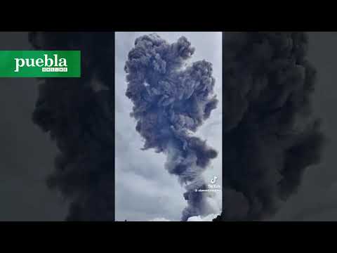 Popocatépetl no se “opaca” ante el eclipse y regala gran fumarola