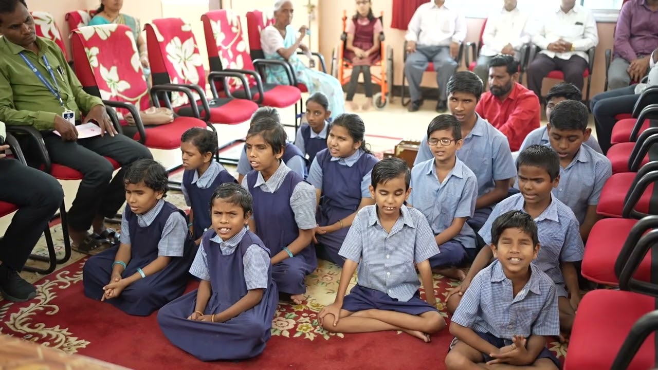 माणसाने माणसाशी माणसा सम वागणे...!!