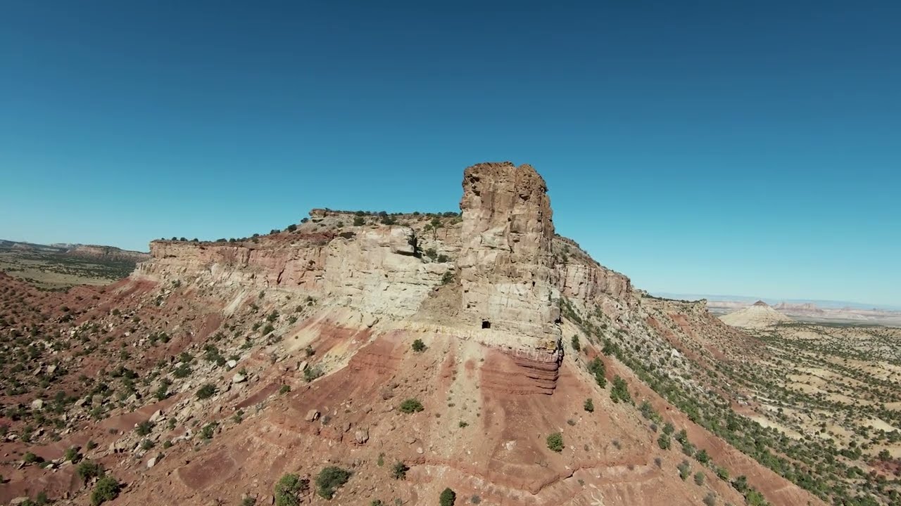 FPV Drone flight in Painted Desert near Crescent Junction, Utah.