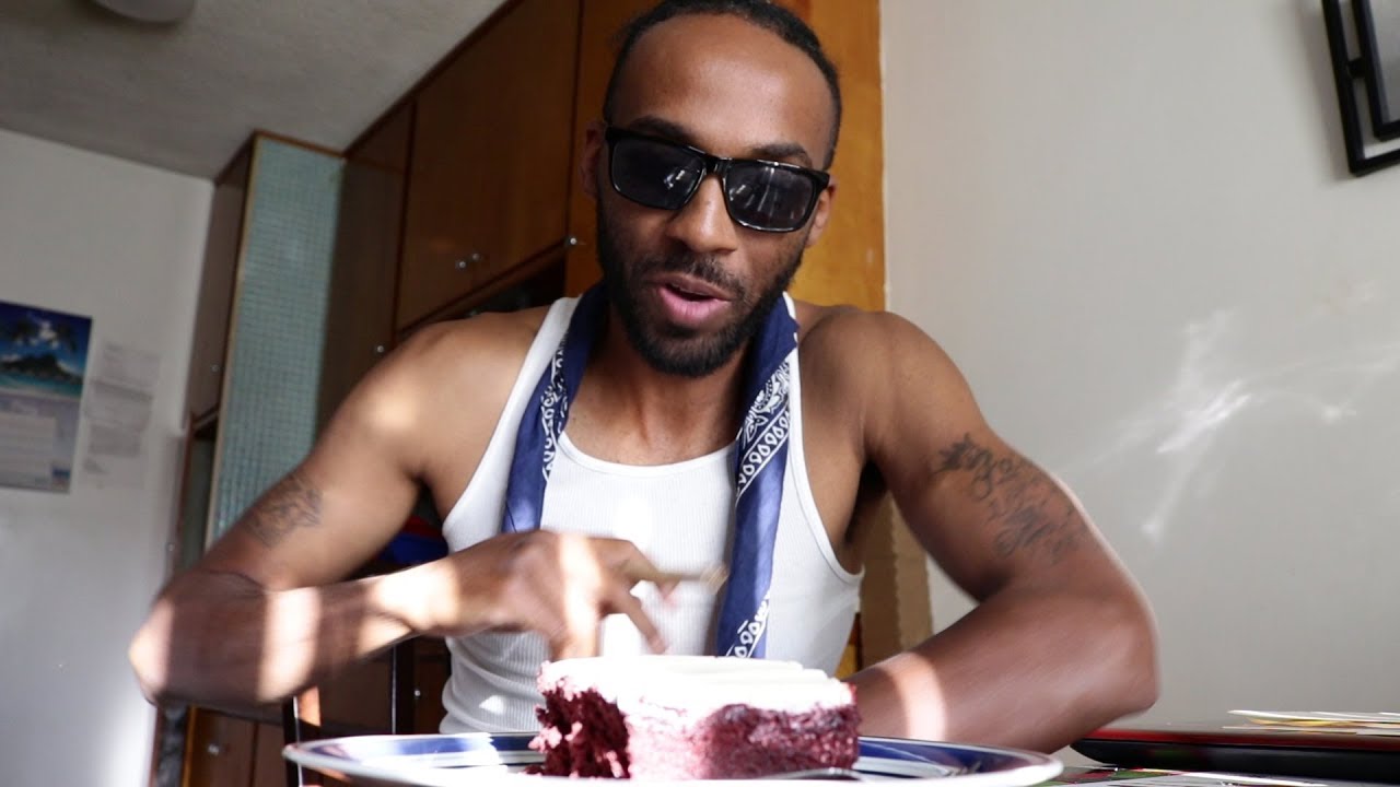 How Crip Niggas Eat Cake YouTube