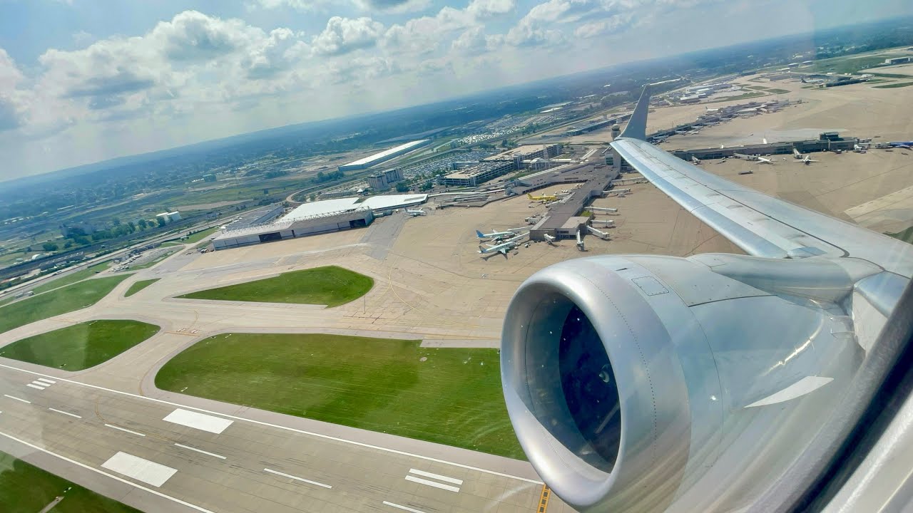 American Airlines Boeing 737 MAX-8 Takeoff from Cleveland (CLE)