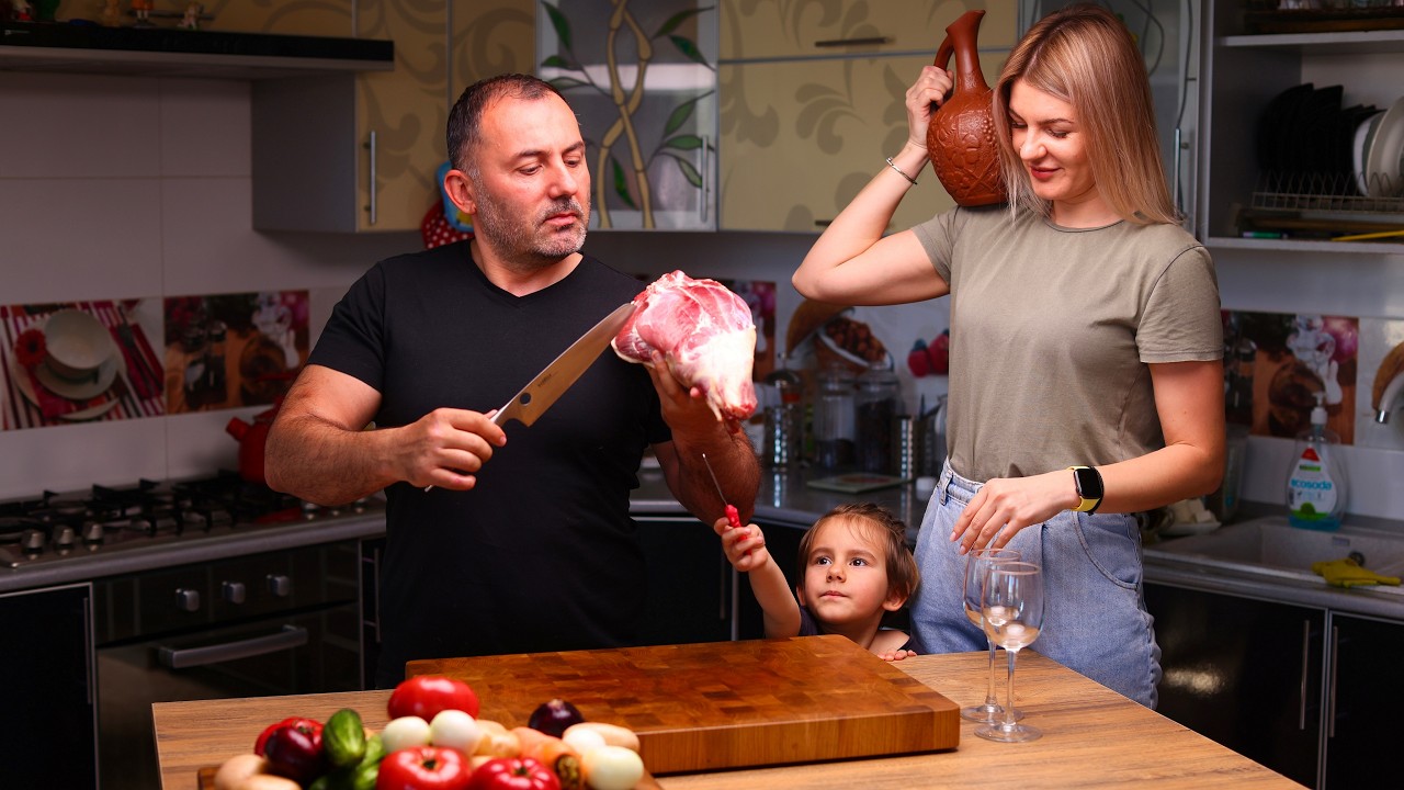 Баранина с картофелем, запеченная в духовке.