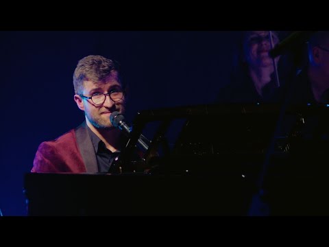 Michal Horák & Filharmonie Hradec Králové – Říkej lidem, co máš rád, že je máš rád (Live)