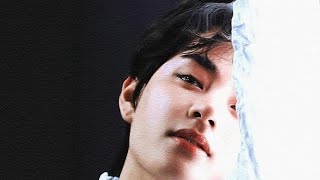 KIM TAEHYUNG - FMV - KIWI