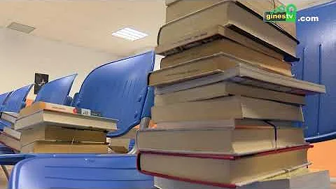 La bibliotecaria de Gines Roco Ostos, en el recuer...