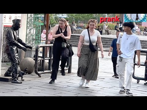 Patung hidup lucu , statue prank , funny reaction , alun 2 bogor