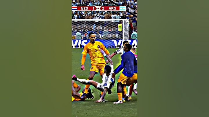 Van Dijk Vs Paredes 😈 | #football #argentina #netherlands #viral