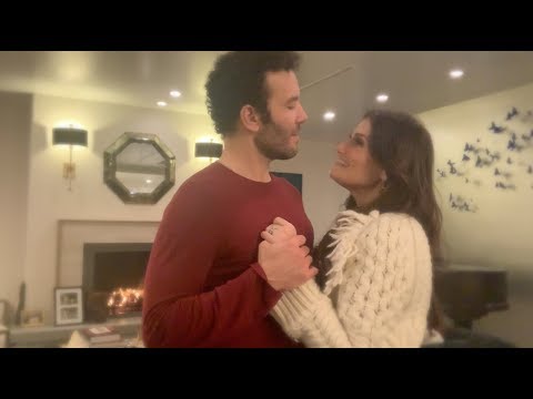 Idina Menzel - I'll Be Home for Christmas: The Movie with Aaron Lohr
