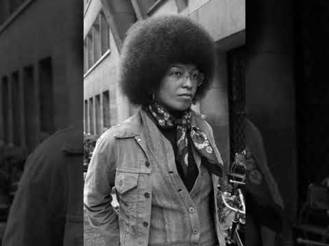 Angela Davis in Columbia (1974)