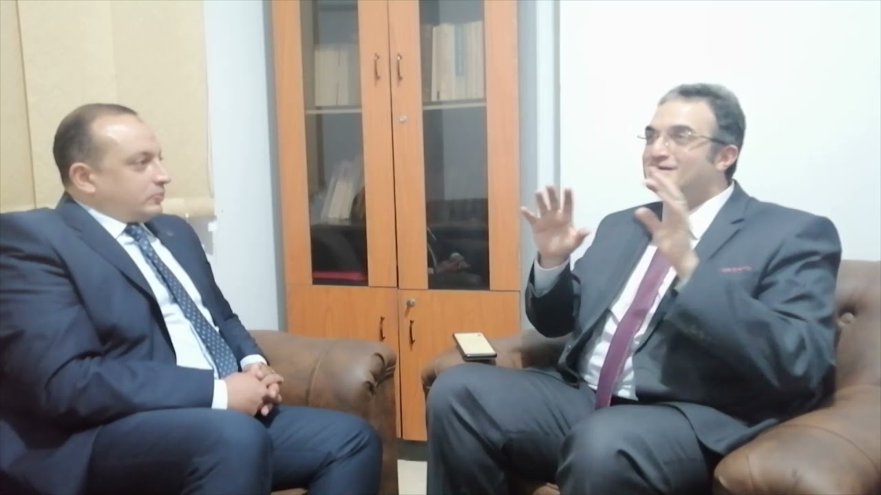 طبيعة مهنة المحاماة، والعمل عن بُعد، ورأي شخصي في أهمية التواصل مع الموكلين.