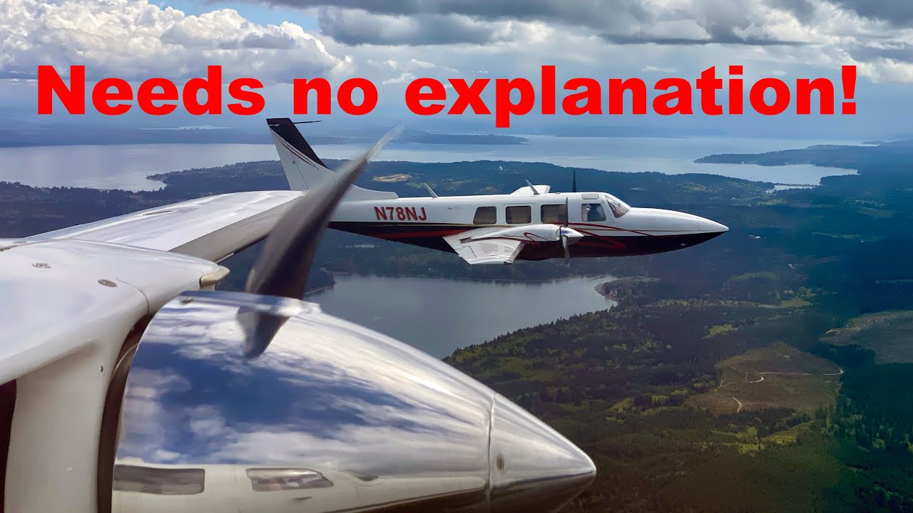 Flying Formation in the Aerostar Super 700 and 601p