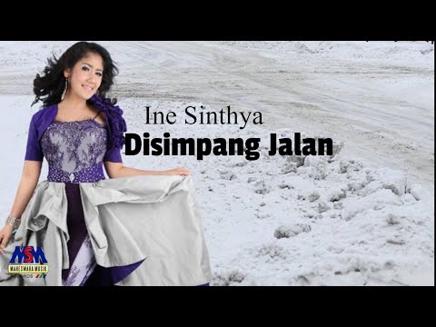 Video: Mengapa tanda sempang nama pertama?