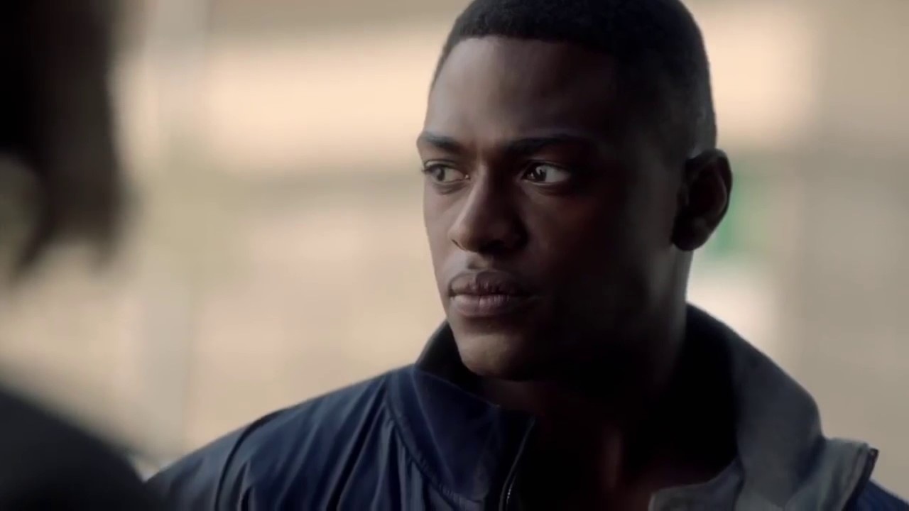 Тренировочный день трейлер. Тренировочный день (телесериал). Пять дней 2016 сериал. Сериал черный день.