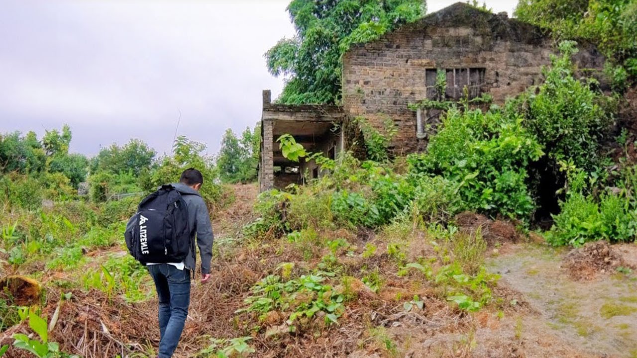Man Spends $10,000 to Build Abandoned House into a Beautiful Villa That Surprises the World