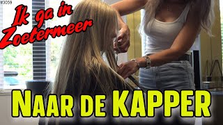 Bezoek brengen aan de KAPPER in Zoetermeer. Papa gaat ook gelijk zijn HAAR laten knippen 3059