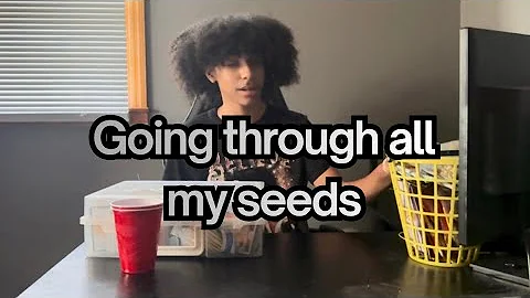 Organizing my seeds…Vlogmas Day 21 #viralvideo #gardening #garden #viral #vlogmas 